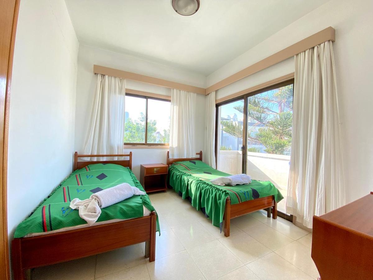 Kaan Hotel & Apartment キレニア エクステリア 写真